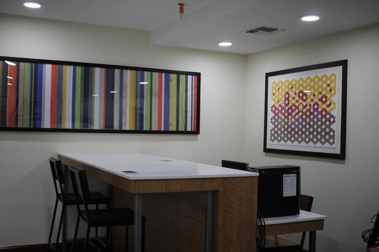 Holiday Inn Express & Suites - Hardeeville-Hilton Head By Ihg Exterior foto